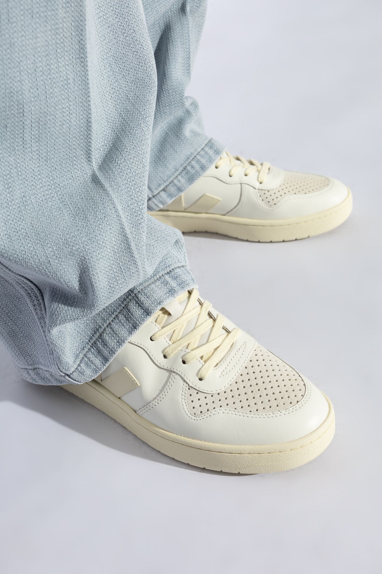 Veja Sneakers V-10 PRIME LEATHER | Men's Shoes | Vitkac